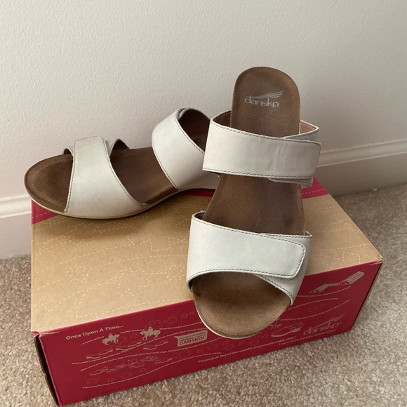 Dansko sandals size 39 - Picture 2 of 3